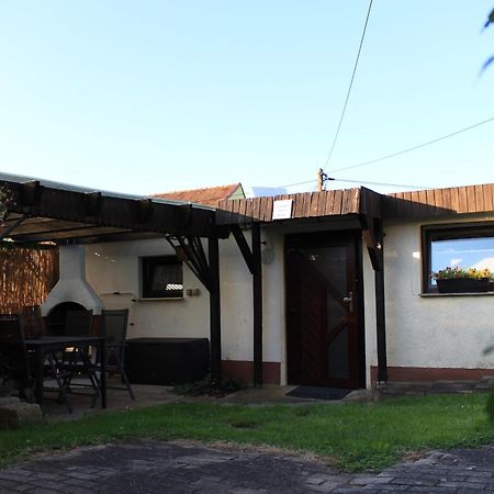 Ferienwohnung Rolle Schöna 外观 照片
